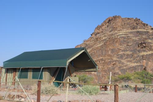 Camp Xaragu (2)